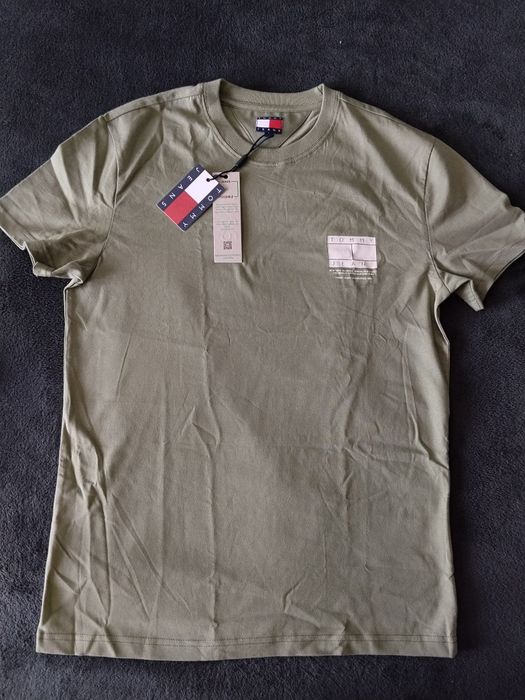 Tommy Jeans tricou bărbătesc slim.fit culoare verde military mărimea S nou original