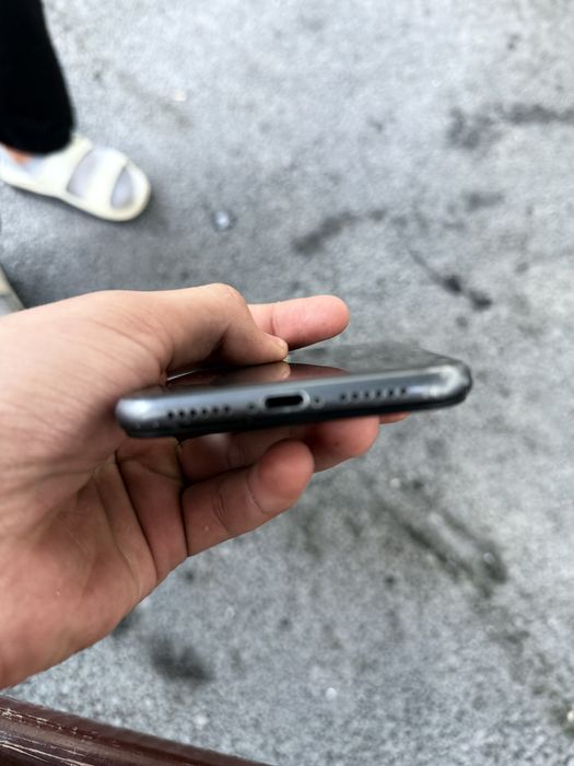 Айфон 11 сатылады