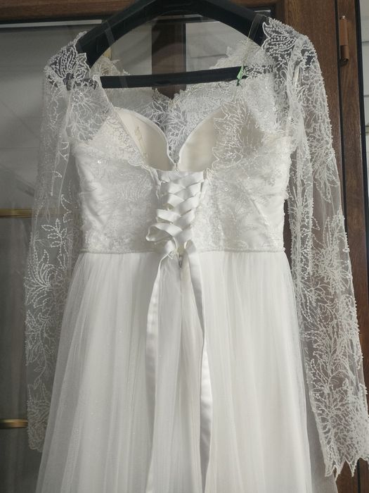 Продам красивое свадебное платье