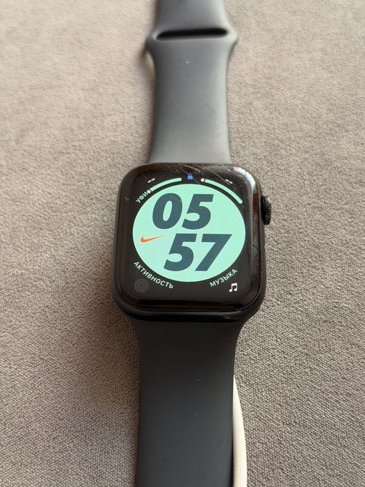 Apple watch 44mm