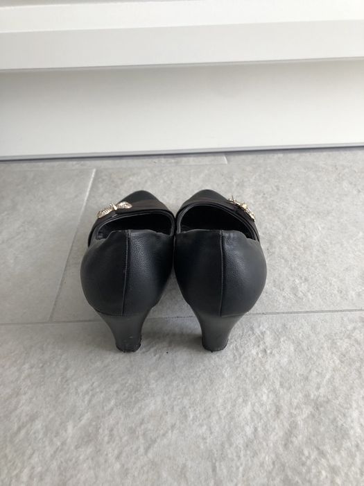 Дамски обувки