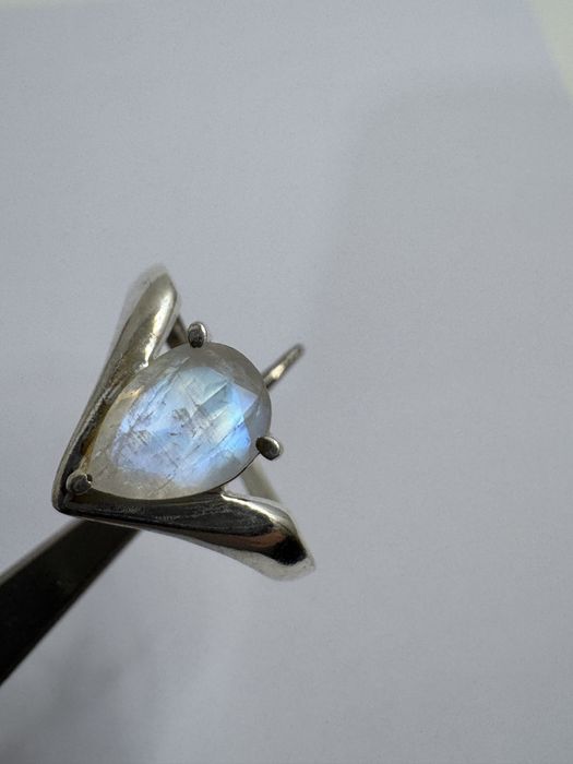 Inel argint 925 cu piatra lunii.