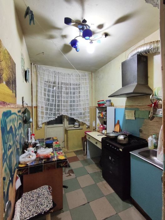 Продаётся 2х комнатная Чиланзар 20 квартал