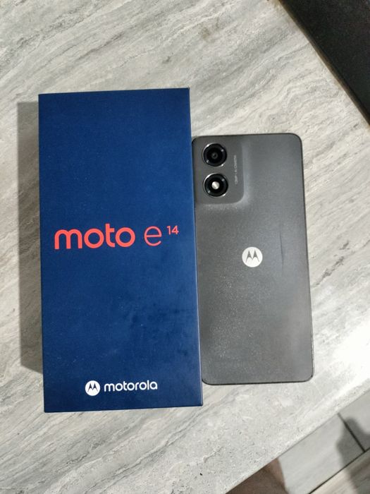 Моторола Е14 64гб