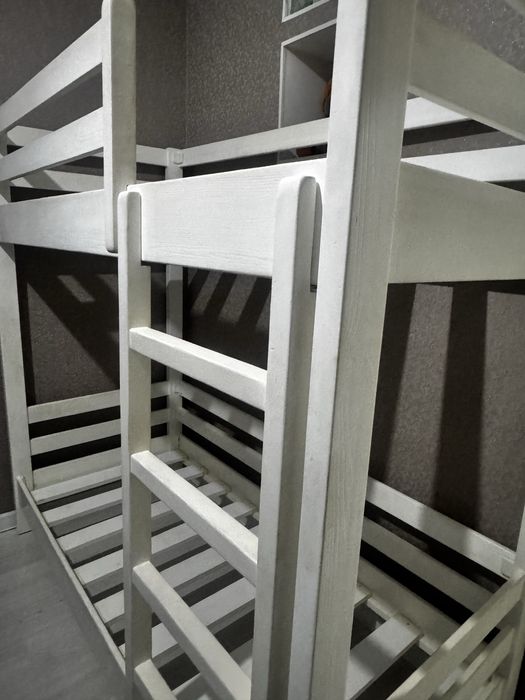 Двухъярусная кровать 180см