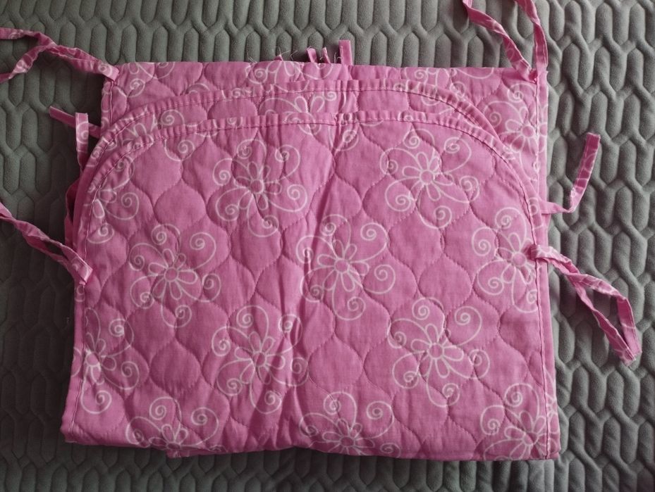 Продам новые бортики в кроватку