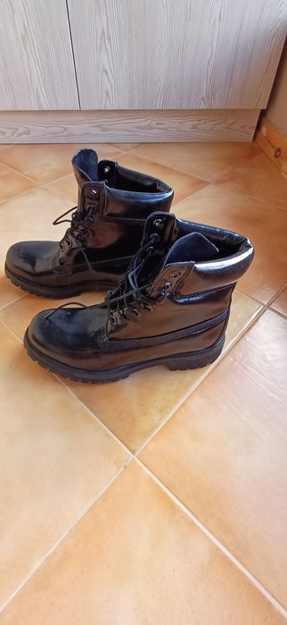 Продам   ботинки