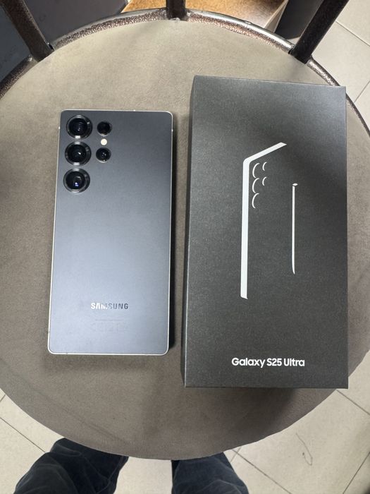 Samsung S25 ultra 512gb