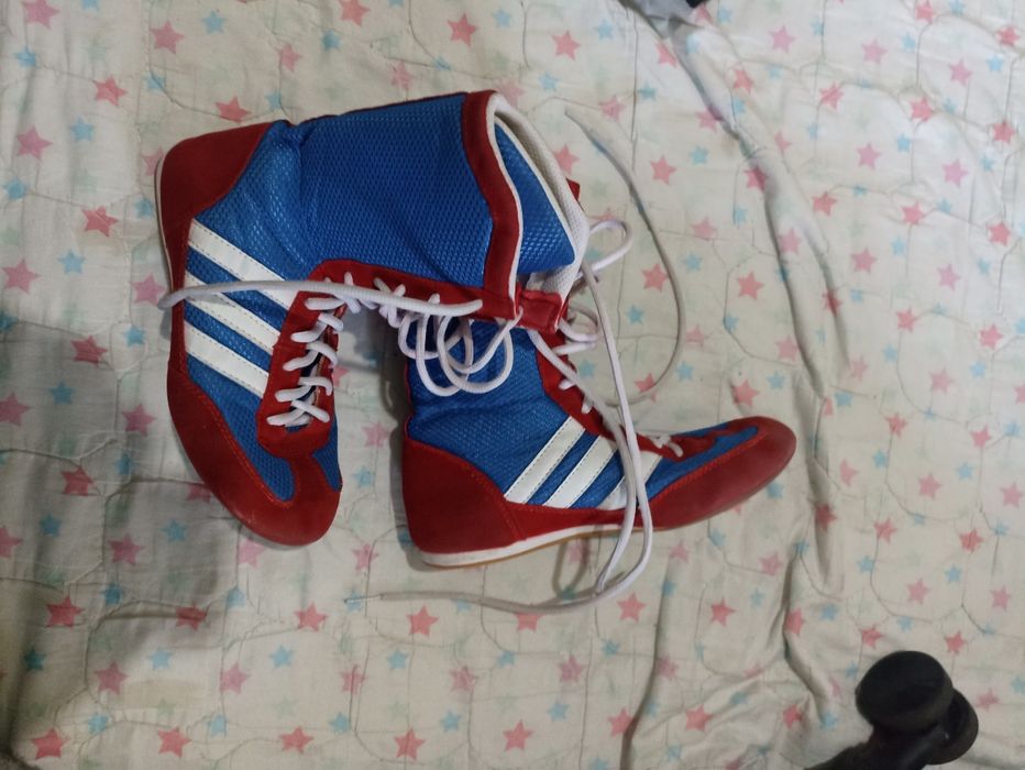 Продам боксерки.