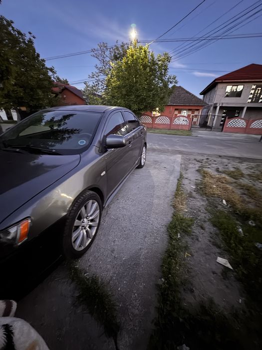 Mitsubishu an 2008 .2’,0 disel