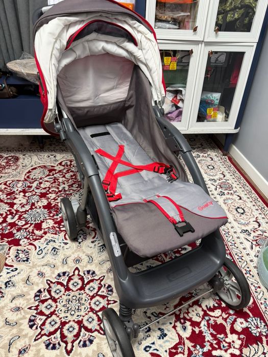 Детская коляска в идиальном состоянии