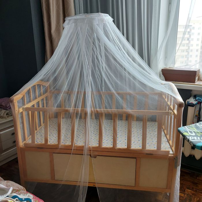 Продантся манеж для малышей