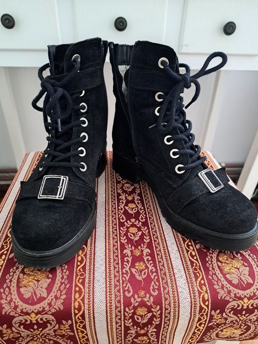 Ghete/botin piele intoarsa