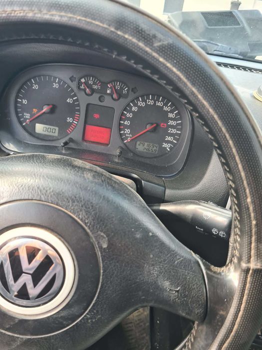 Autoturisme auto
