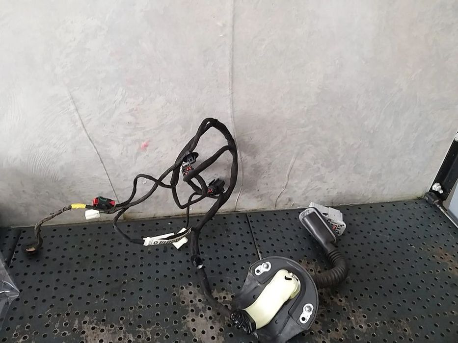 Cablaj instalatie electrica usa dreapta spate jeep grand cherokee 4 wk wk2 p68136761ad
