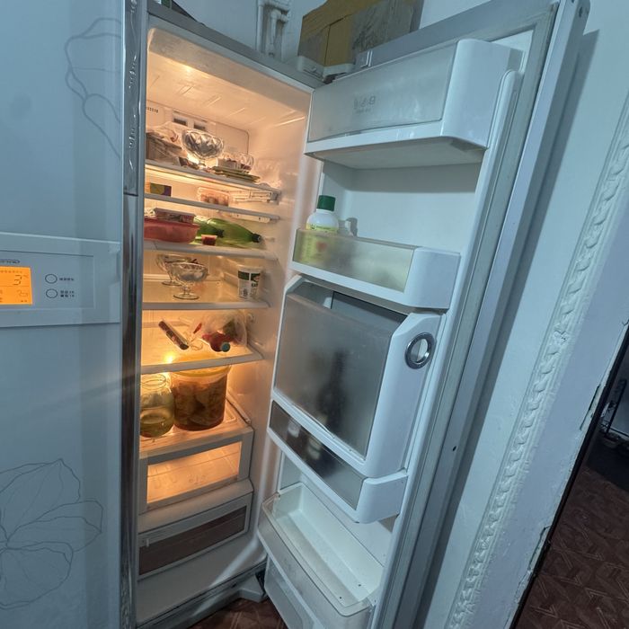 Холодильник двухкамерный