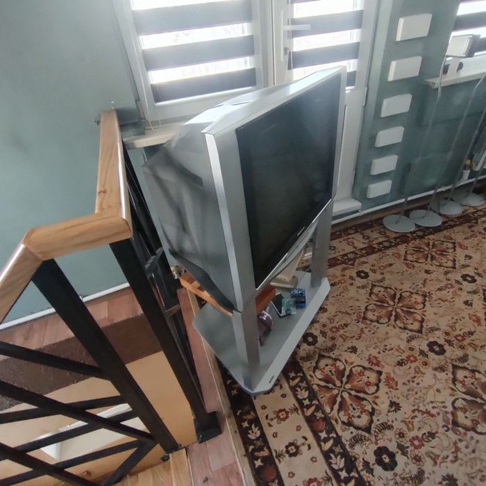 Продается диван, софа, шкаф, телевизор