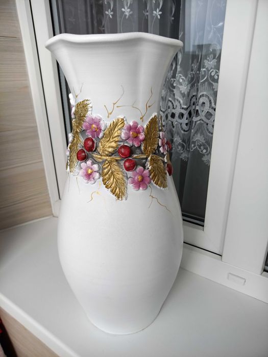 Продам новые вазы