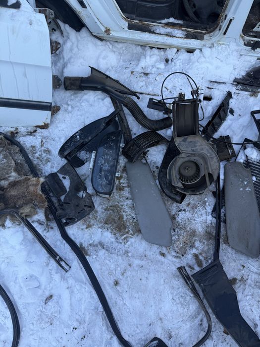 Продам запчасти от волги