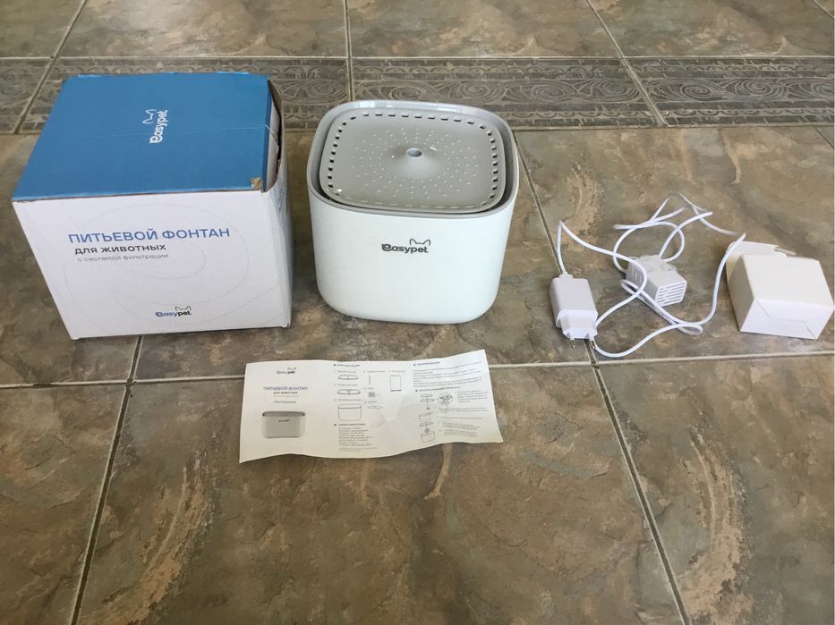 Питьевой фонтан поилка