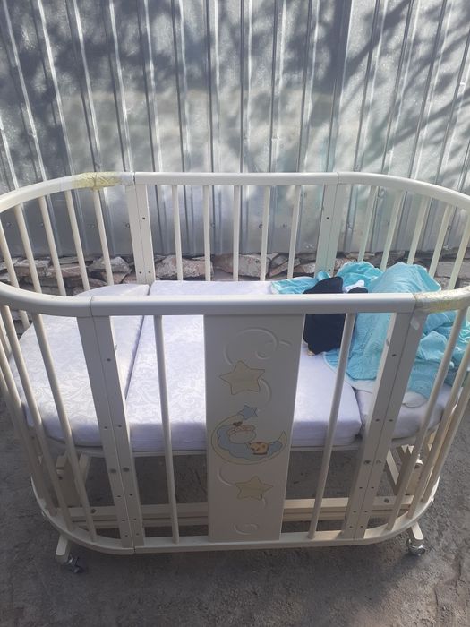 Детская кровать продам