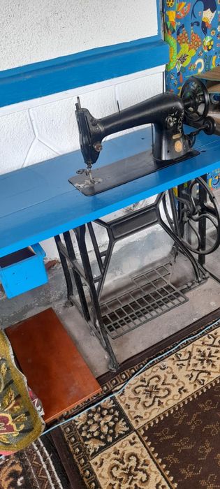 Masina de cusut " Singer" , funcțională