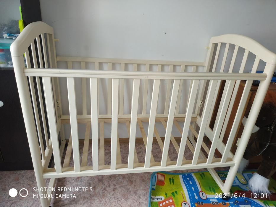 Детская кроватка качалка