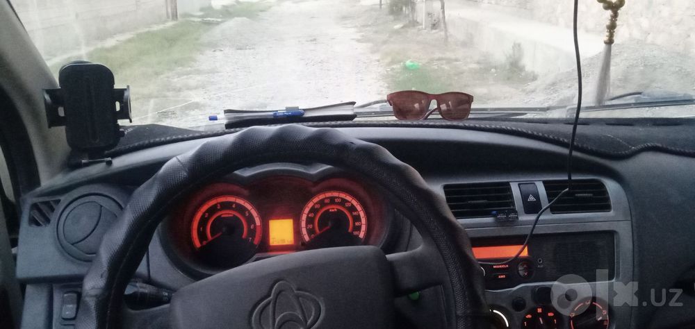 Changan sotilad 2 kabina