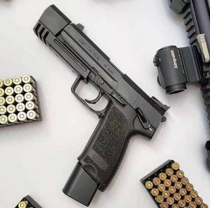 Игрушки!! Гидрогелевые пистолеты 1:1