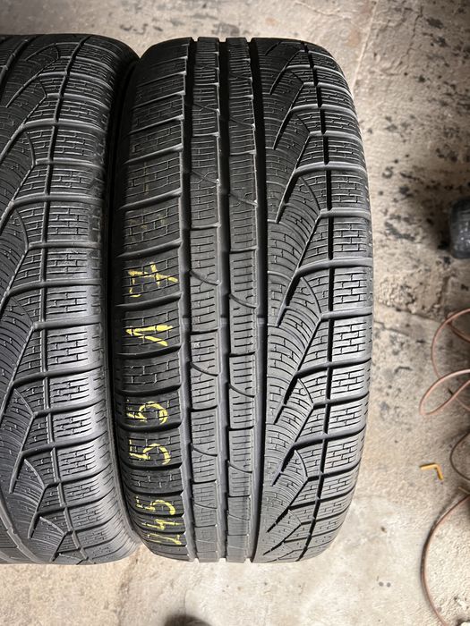 4 anvelope iarna 245/55/17 , pirelli , 6 mm