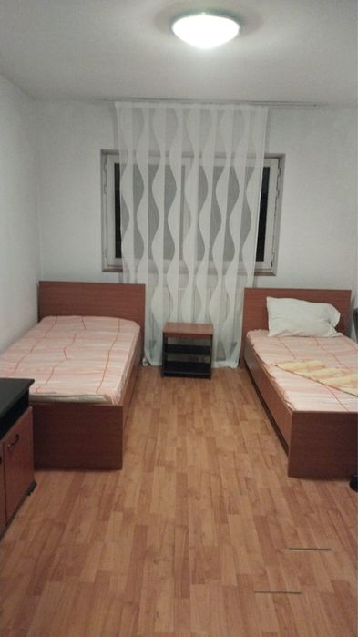 Inchiriez camere in CAMIN PRIVAT