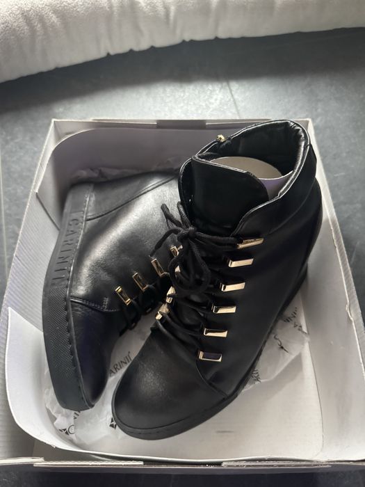 Нови боти Carinii