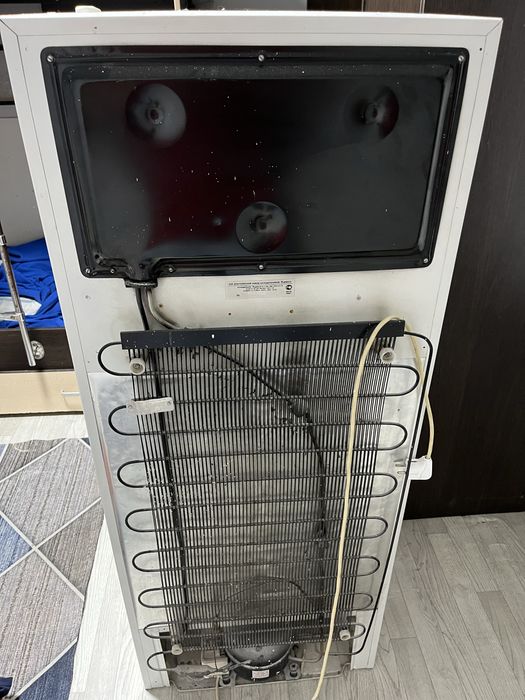 Нерабочий холодильник