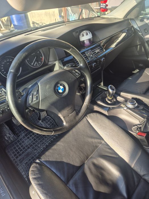 Vând bmw 520d e60