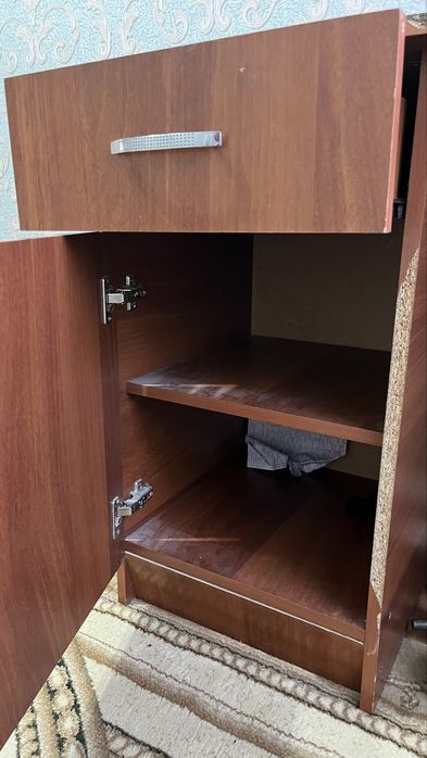 Тумбо стол, парта