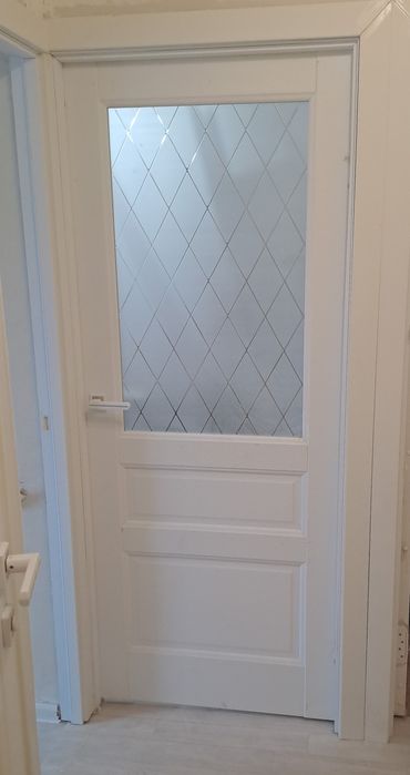 Продам межкомнатную дверь