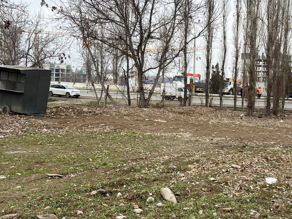Участок 13+12 соток, Юнусабад вдоль ТКАД