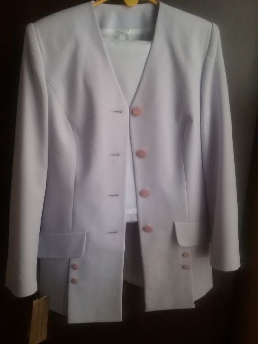 Costum de dama , marimea 42 nou