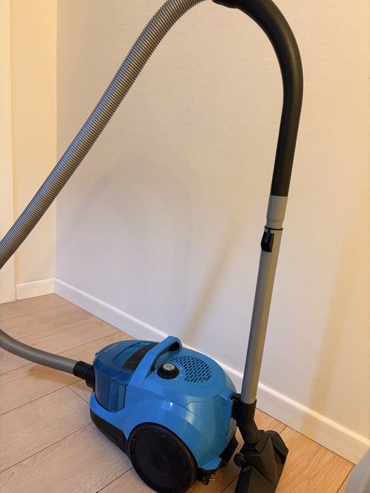 Пылесос Bosch GS-10