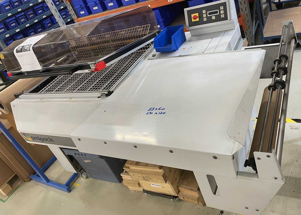 Masina de ambalat cu folie termocontractabila