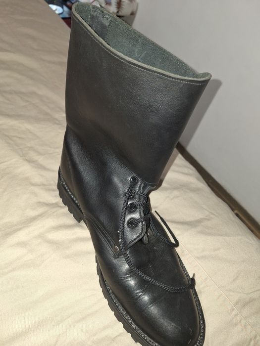 Bocanci de piele naturala