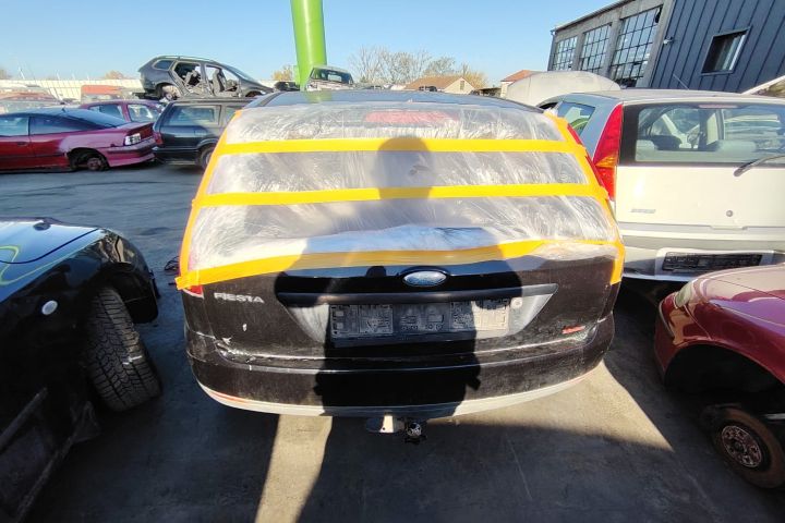 Usa / Portiera spate dreapta Ford Fiesta 2003 1.4 MT (80 hp)