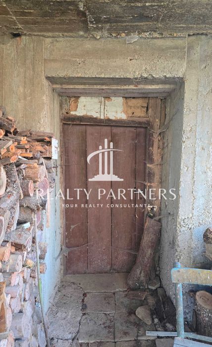 Продава се Къща в с. Глоговица, Област Перник - 80 кв.м за 320 €/кв.м - Снимка #21