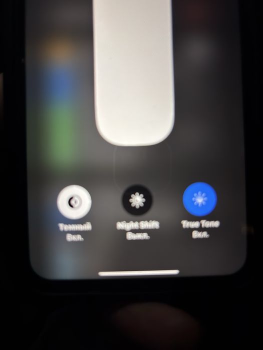 Срочно продам айфон 11