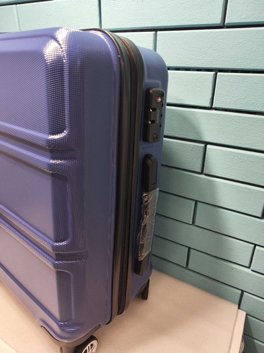 KONO твърд куфар 55 см 39 л с 4 колела и TSA ключалка тъмносин