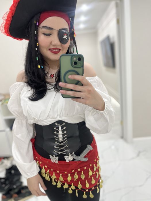 Продам шляпу пиратку