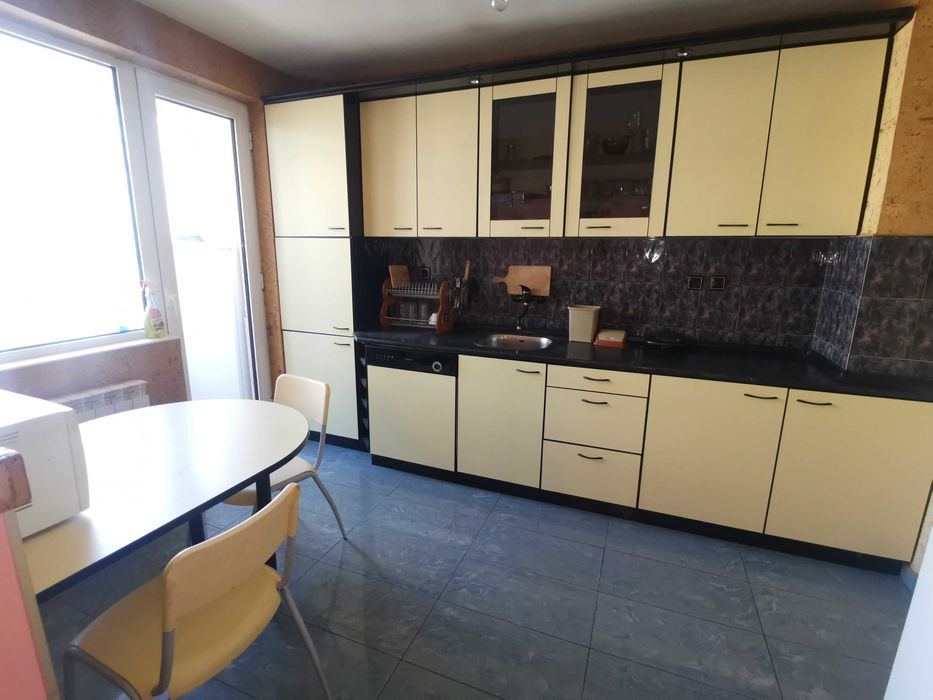 Дава се под наем Тристаен апартамент в София, Младост 2 - 120 кв.м за 561 € - Снимка #5