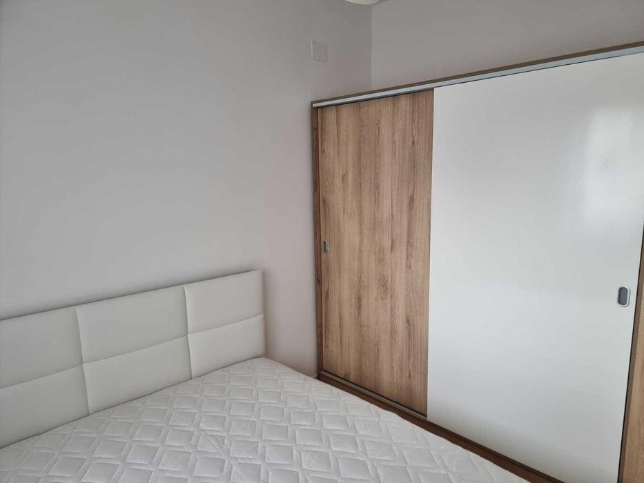 Дава се под наем Тристаен апартамент в Бургас, Изгрев - 70 кв.м за 650 € - Снимка #1
