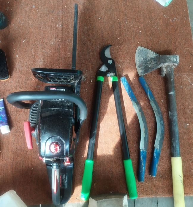 Дарахт кесиш ва манзарали дарахтларга шакл бериш ва бошка хизматлар