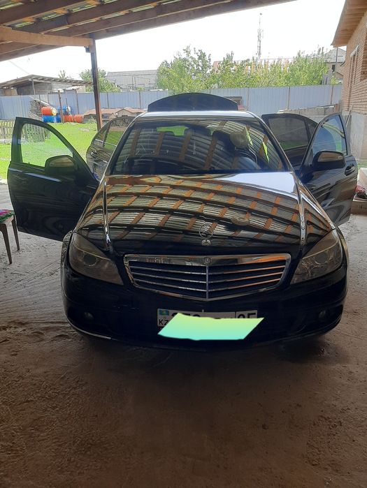 Мерседес-бенс С-200